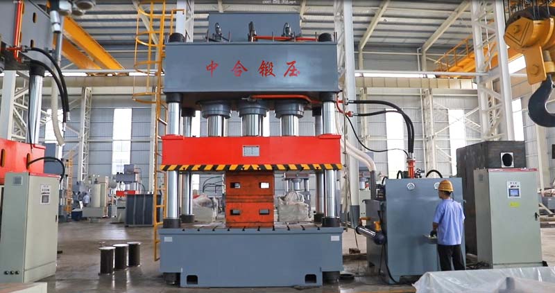 1500噸三梁四柱液壓機(jī)的參數(shù)、價格