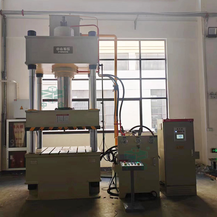 315噸汽車零部件沖壓液壓機客戶現場.jpg 315噸汽車零部件沖壓液壓機客戶現場.jpg