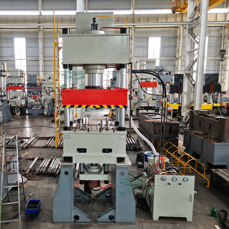 315噸四柱拉伸液壓機背面.jpg 315噸四柱拉伸液壓機背面.jpg