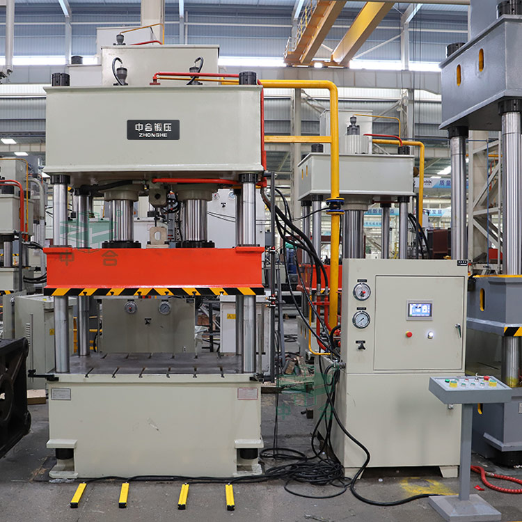 200噸三梁四柱液壓機.jpg 200噸三梁四柱液壓機.jpg