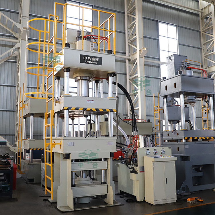 250噸四柱液壓機帶液壓墊.jpg 250噸四柱液壓機帶液壓墊.jpg