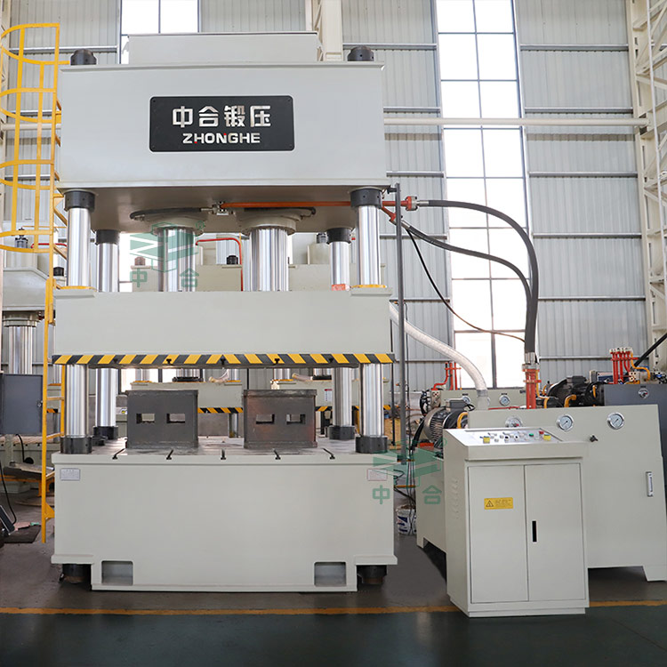 500噸雙缸四柱液壓機車間實物.jpg 500噸雙缸四柱液壓機車間實物.jpg