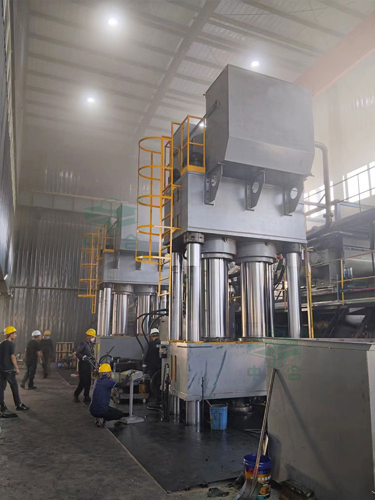 2000噸四柱液壓機 2000噸四柱液壓機