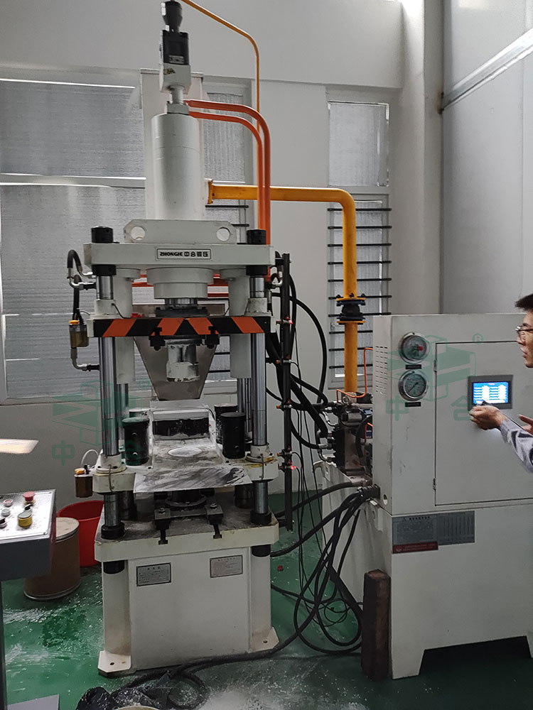 60噸粉末成型液壓機.jpg 60噸粉末成型液壓機.jpg