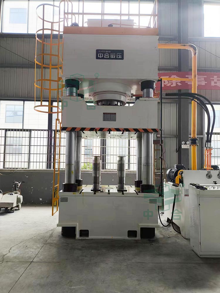 1000噸液壓墊拉伸液壓機(jī).jpg 1000噸液壓墊拉伸液壓機(jī).jpg