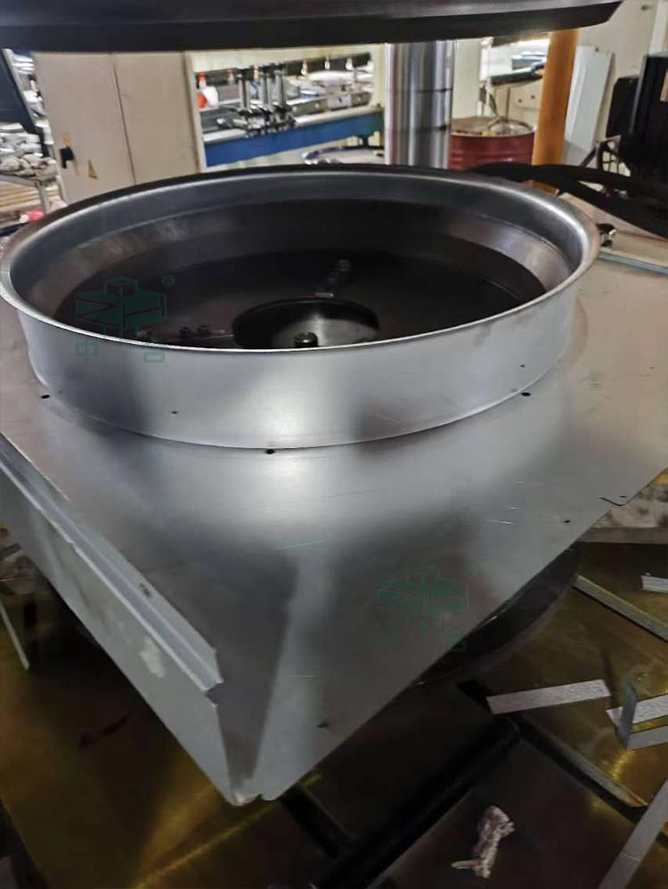 風機連接板.jpg 風機連接板.jpg