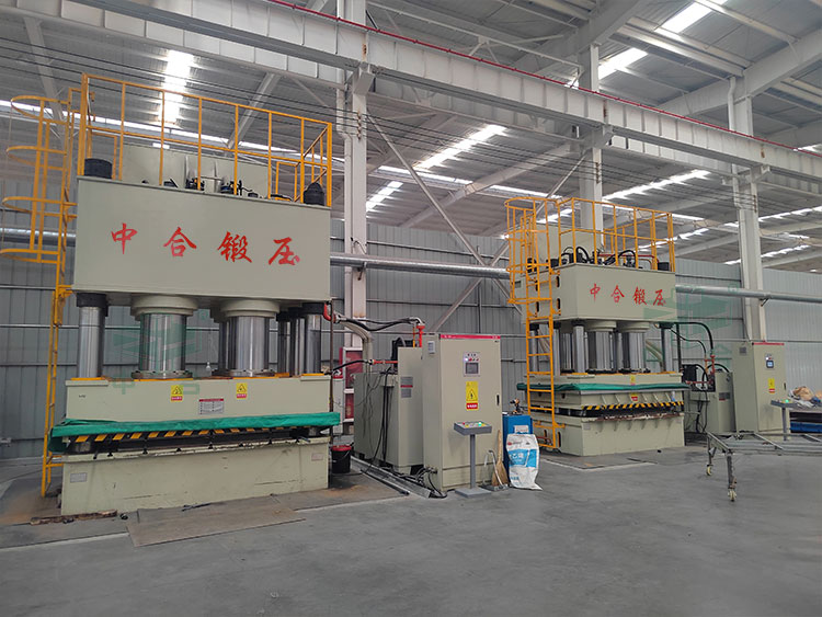 壓濾機濾板成型液壓機.jpg 壓濾機濾板成型液壓機.jpg