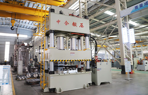 2000噸四柱液壓機性能參數深度解讀