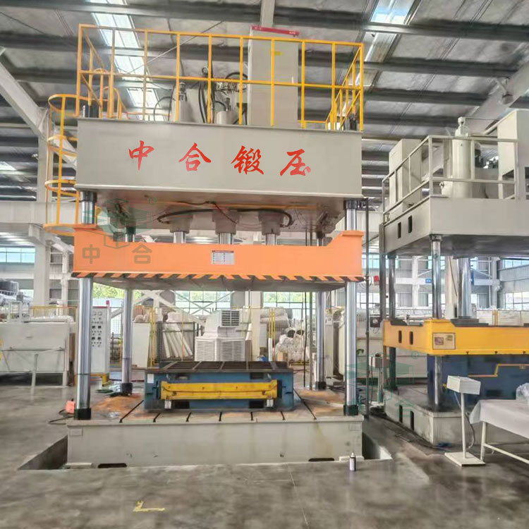 315噸汽車內飾件成型液壓機.jpg 315噸汽車內飾件成型液壓機.jpg