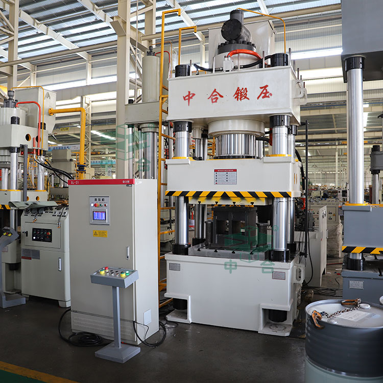 500噸四柱液壓機.jpg 500噸四柱液壓機.jpg