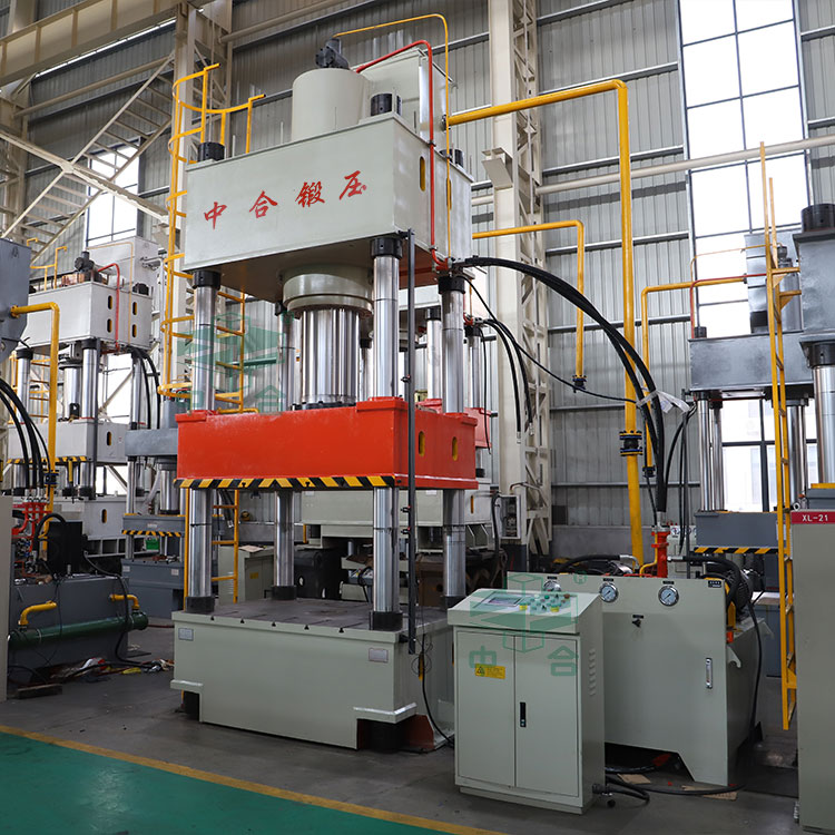 630噸液壓機.jpg 630噸液壓機.jpg