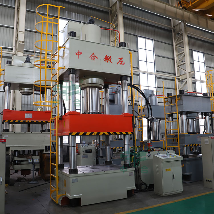 630噸油壓機.jpg 630噸油壓機.jpg