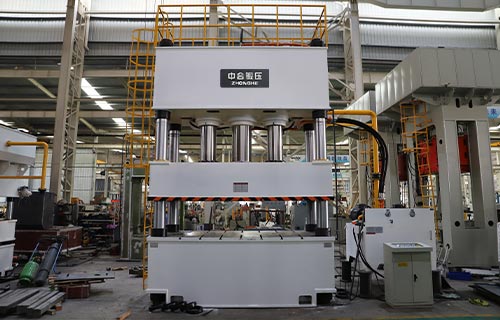 1000噸四柱液壓機：大型工件加工的高效解決方案