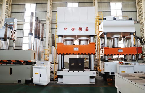 塑料托盤生產(chǎn)設(shè)備多少錢一臺？