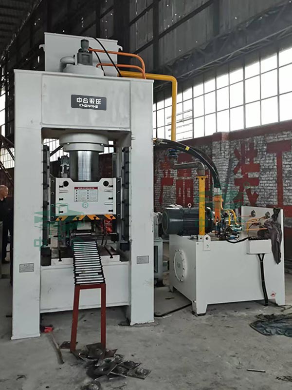 315噸錨桿托盤液壓機.jpg 315噸錨桿托盤液壓機.jpg