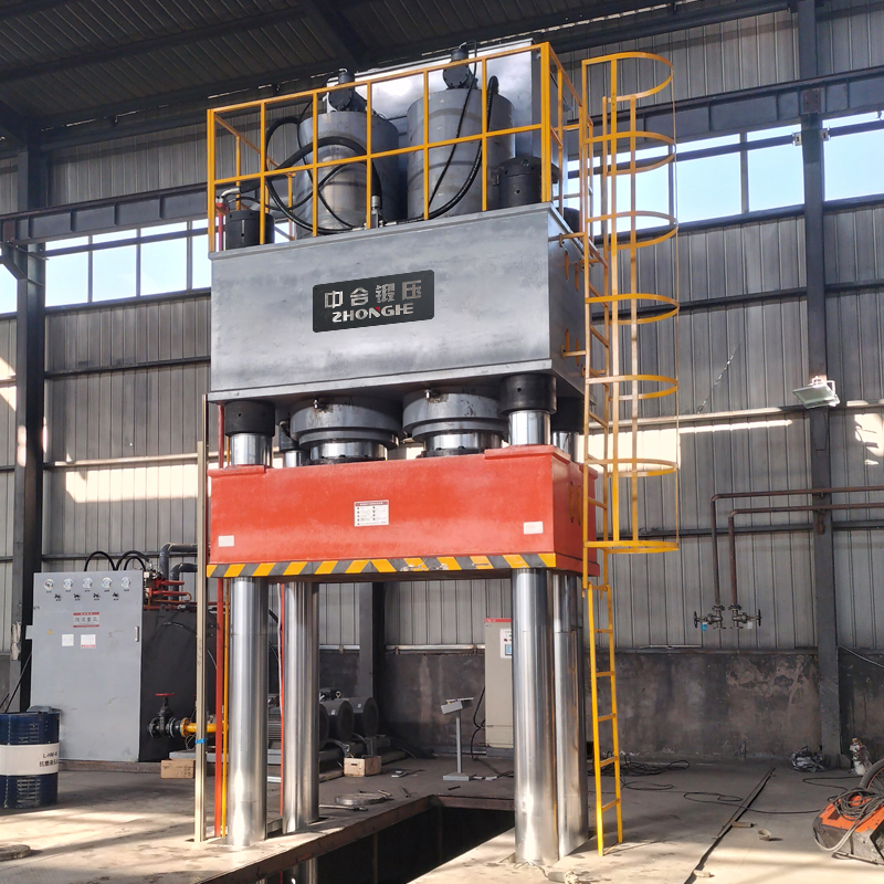 1600噸雙工位石墨坩堝成型液壓機(圖1) 1600噸雙工位石墨坩堝成型液壓機(圖1)