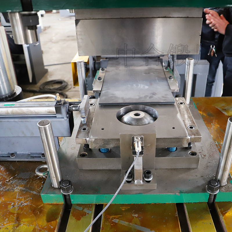 630噸錨桿托盤生產線(圖2) 630噸錨桿托盤生產線(圖2)