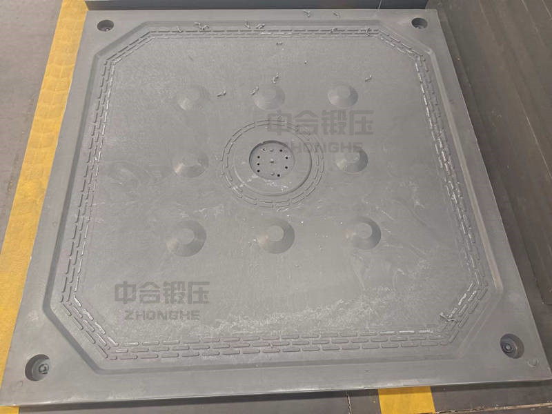 壓濾板成型液壓機(jī)_2000噸油壓機(jī)_濾芯板生產(chǎn)設(shè)備(圖4) 壓濾板成型液壓機(jī)_2000噸油壓機(jī)_濾芯板生產(chǎn)設(shè)備(圖4)