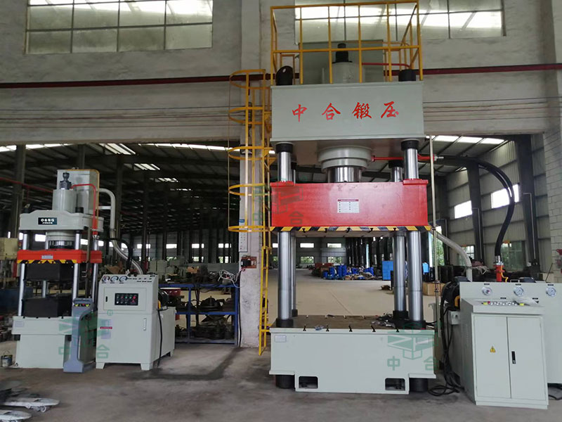 630噸農(nóng)機(jī)配件成型液壓機(jī)-四柱油壓機(jī) 630噸農(nóng)機(jī)配件成型液壓機(jī)-四柱油壓機(jī)