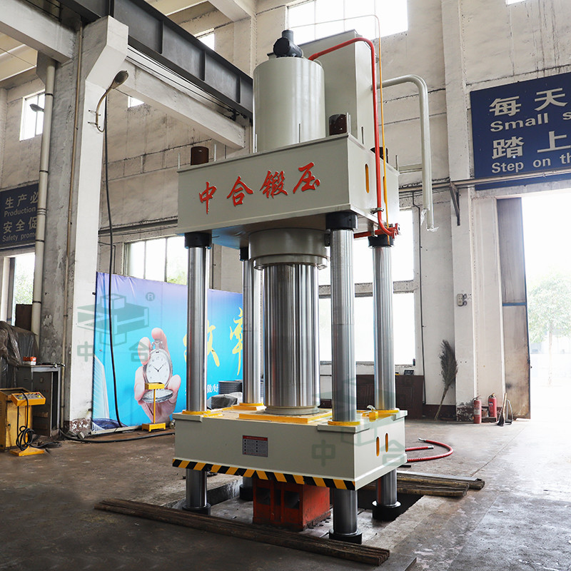 800噸四柱液壓機 800噸四柱液壓機