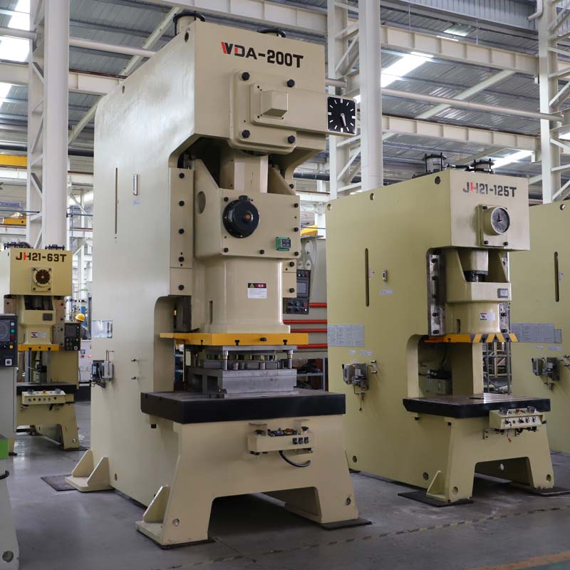 200噸氣動(dòng)沖床 200噸氣動(dòng)沖床